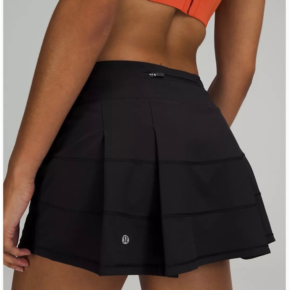 Lululemon Black Women’s Mini-Skort Size L